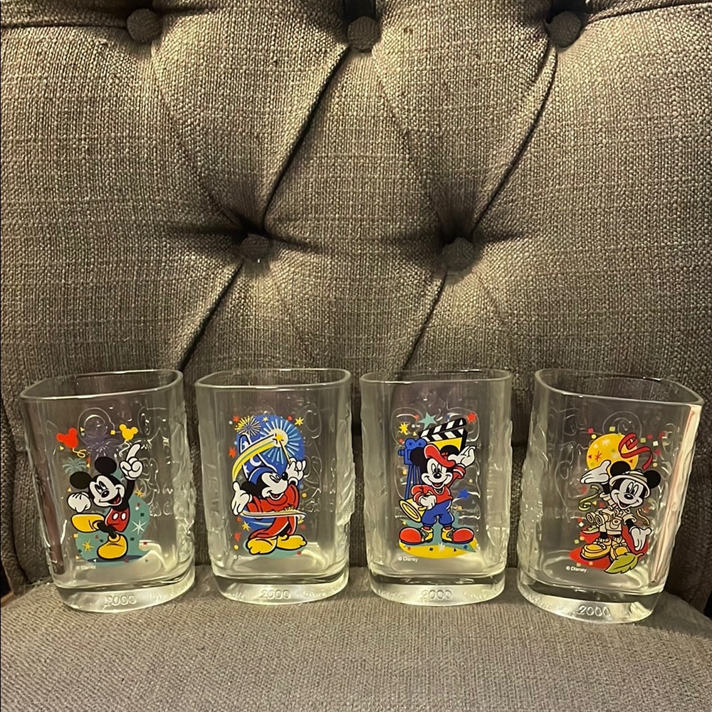 2000 Disney Mickey Mouse McDonald’s Glass Set of 4